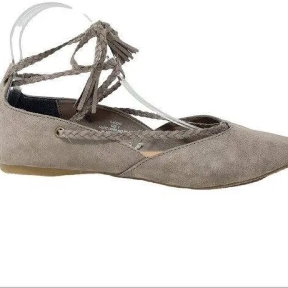 🩶 Madden Girl • Suede Lace-Up Pointed-Toe Flats - Picture 5 of 5